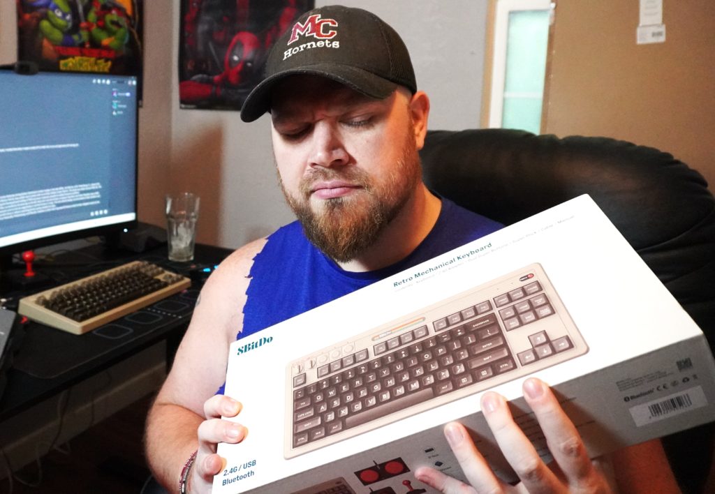 8BitDo Retro Mechanical Keyboard C64 Edition Review thesmango techholler